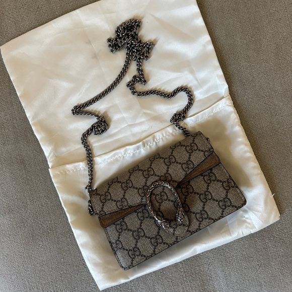GUCCI DIONYSUS GG SUPREME SUPER MINI (Authentic) - Picture 6 of 16